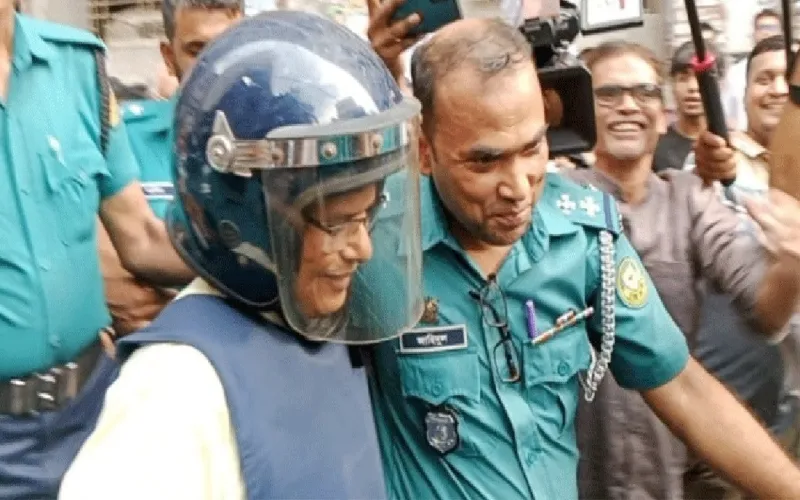 সন্ত্রাসবিরোধী মামলায় সাবেক সচিব শহীদ খান কারাগারে