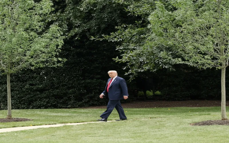 কূটনীতির মাঠ থেকে সরে আসছেন ট্রাম্প: ইউক্রেন ও গাজায় নীরব ভূমিকায় বিশ্বজুড়ে উদ্বেগ