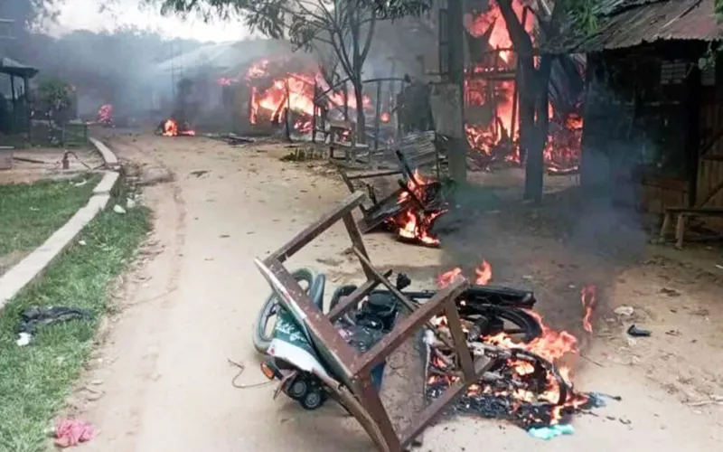 খাগড়াছড়িতে রক্তাক্ত সংঘর্ষে ৩ নিহত, সেনা - পুলিশসহ আহত অনেকে