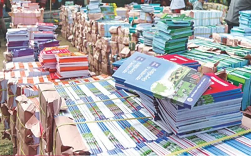 মাধ্যমিক স্তরে ১২.৫৩ কোটি পাঠ্যবই দিচ্ছে সরকার