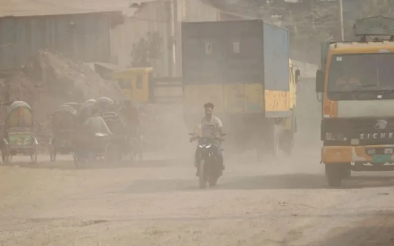 বিশ্বে ‘অস্বাস্থ্যকর’ বাতাসের তালিকায় চতুর্থ ঢাকা