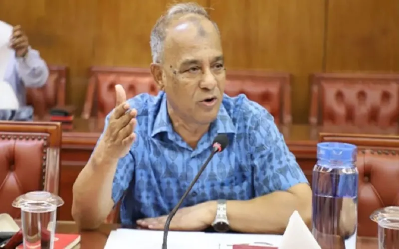 ৫০ শতাংশ সেনা সদস্য সরিয়ে নেওয়ার তথ্য গুজব: স্বরাষ্ট্র উপদেষ্টা