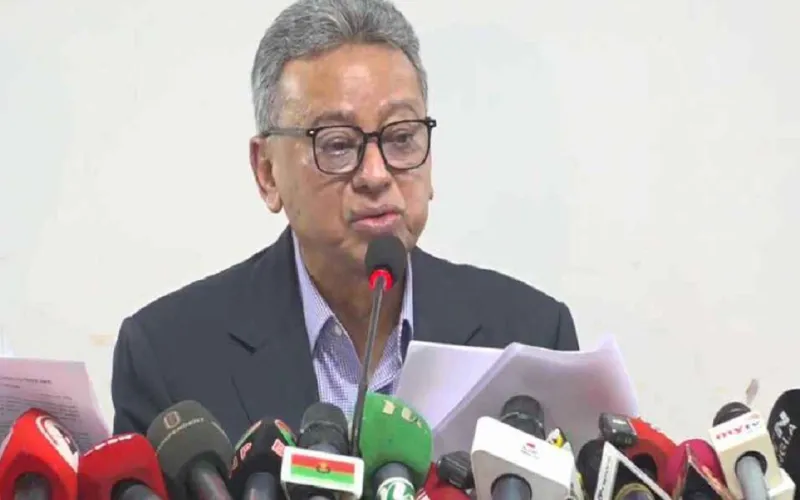 অনির্বাচিত সরকারের পক্ষে সব সমস্যার সমাধান সম্ভব নয়: আমীর খসরু