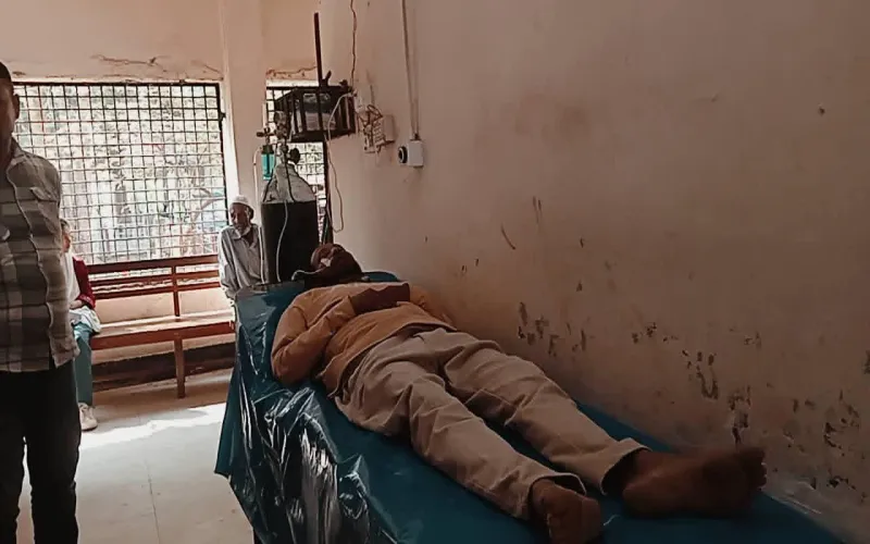 চরভাগা পেদাকান্দিতে দুধ মাপার পাল্লা নিয়ে সংঘর্ষে আহত ৬