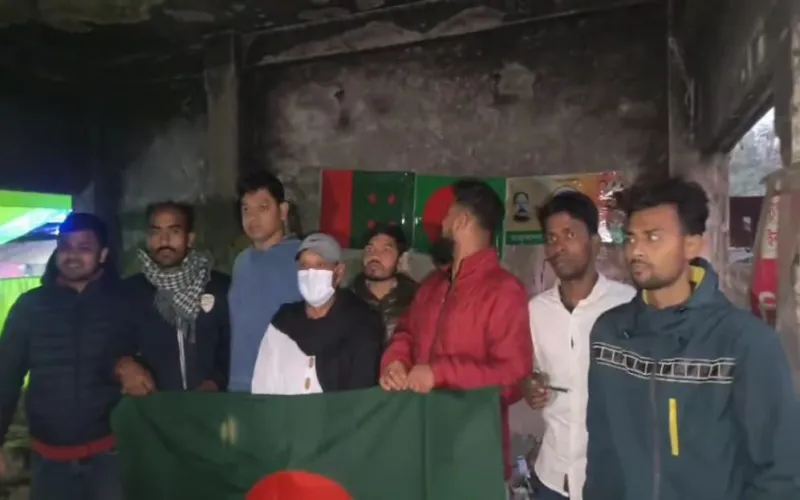 ১৮ মাস পর তারাকান্দায় ভাঙা আ’লীগ কার্যালয়ে ফের স্লোগান-পতাকা