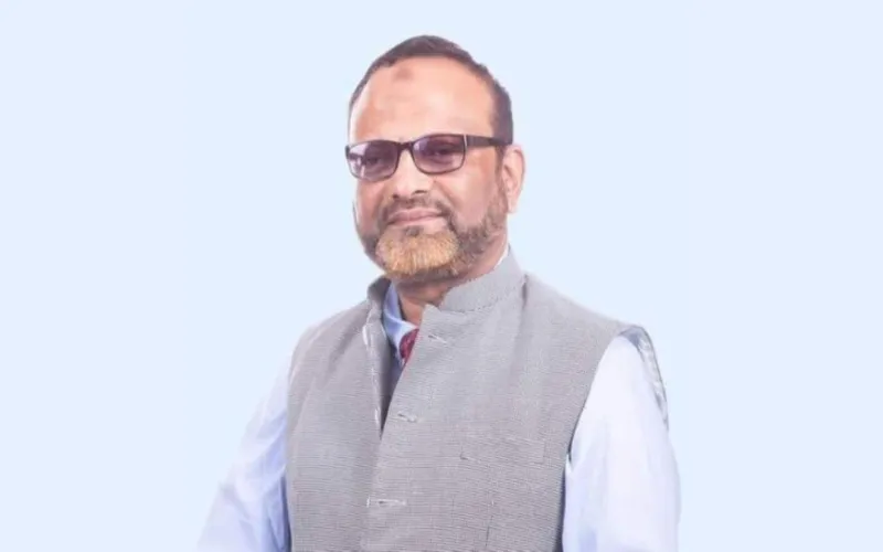 পদত্যাগ করলেন ঢাবি ভিসি অধ্যাপক নিয়াজ আহমদ খান