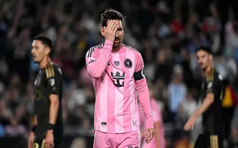 নিষ্প্রভ মেসি, বড় হার দিয়ে মৌসুম শুরু মায়ামির