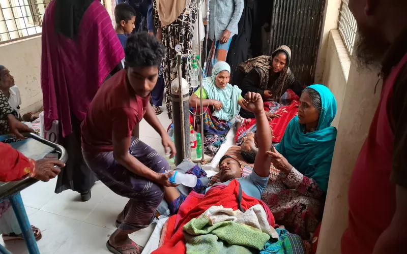 রাজবাড়ীতে জমি বিরোধে সংঘর্ষ, নারী-পুরুষসহ আহত ১৭