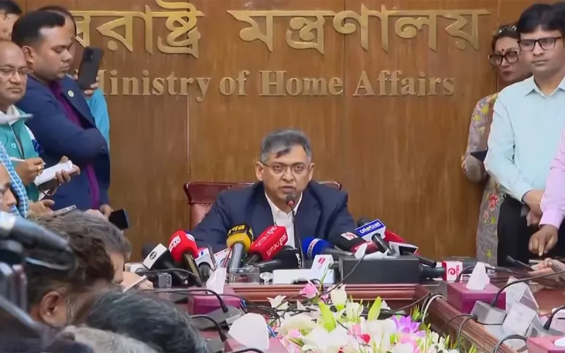 পুলিশের কাজে কেউ হস্তক্ষেপ করতে পারবে না : স্বরাষ্ট্রমন্ত্রী