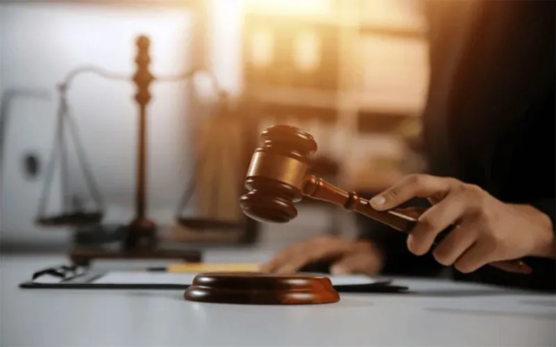 সাবেক ডিআইজি নাজমুল আলমের দেশত্যাগে নিষেধাজ্ঞা