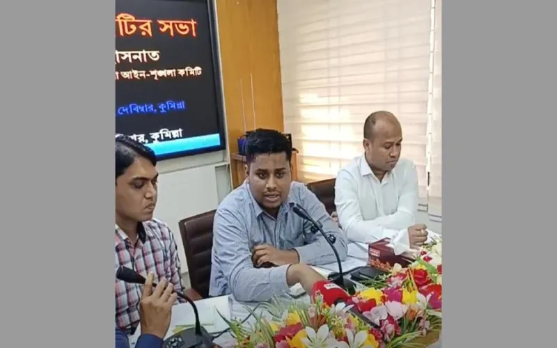 সরকারি বেতন-ভাতা নিয়েই চাকরি করতে হবে, ঘুস-দুর্নীতি চলবে না: হাসনাত