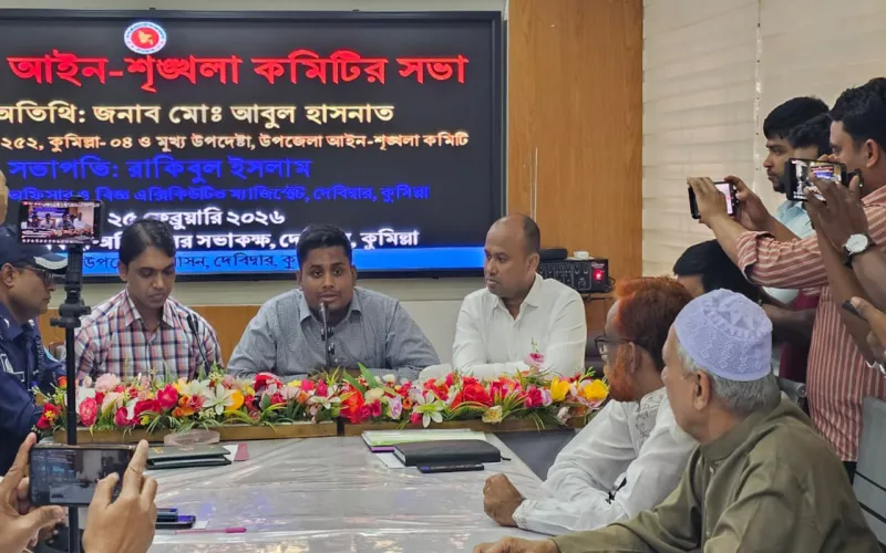 ওসির সামনেই সেকেন্ড অফিসারকে ‘দুর্নীতিবাজ’ বললেন হাসনাত