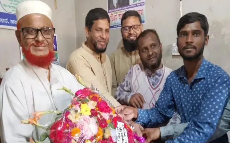 জনগণের খাদেম হয়ে পাশে থাকতে চাই :  তারাগঞ্জে এ টি এম আজহারুল ইসলাম