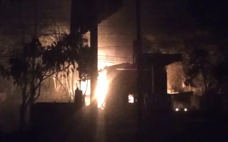 কক্সবাজারের এন আলম এলপিজি গ্যাস পাম্পে ২ দফা আগুন, অগ্নিদ্ধগ্ধ ৯