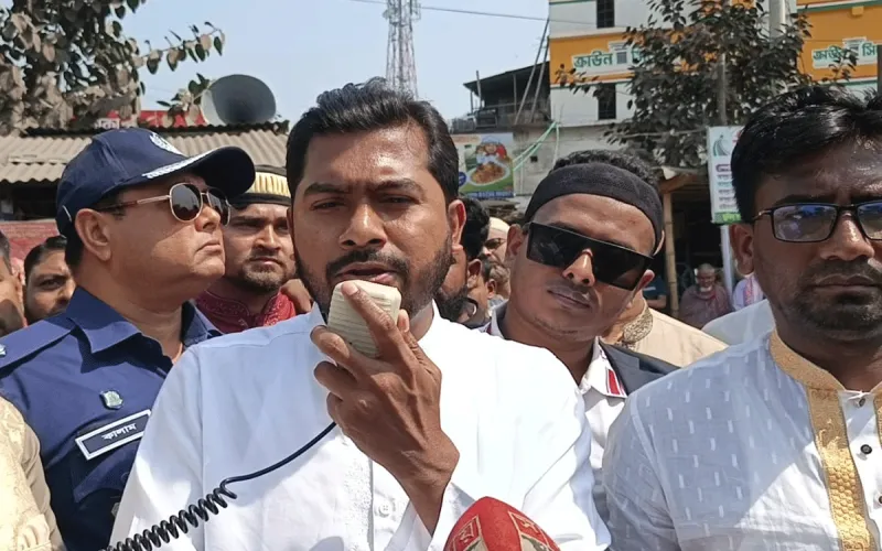 দেশের মানুষ জবাবদিহিতামূলক রাজনীতি চায়: নুরুল হক নূর