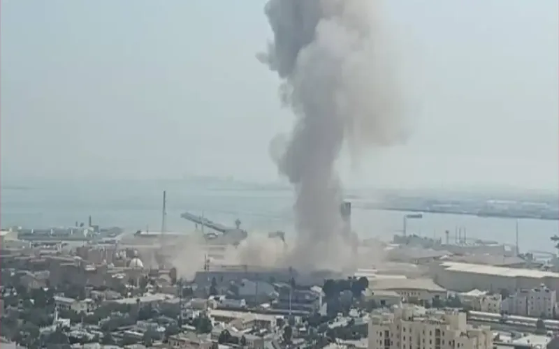 বাহরাইনে মার্কিন পঞ্চম নৌবহরের সদর দপ্তরে হামলা