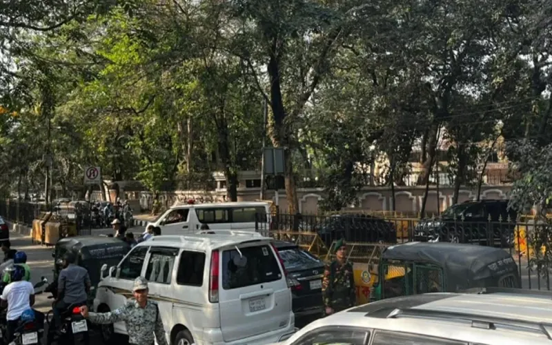 যমুনা ছেড়ে গুলশানের নিজ বাসায় ড. ইউনূস