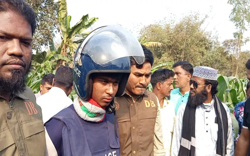 নবাবগঞ্জে দ্বিতীয় শ্রেণির শিক্ষার্থী সামস হত্যায় চাচাতো ভাইয়ের স্বীকারোক্তি