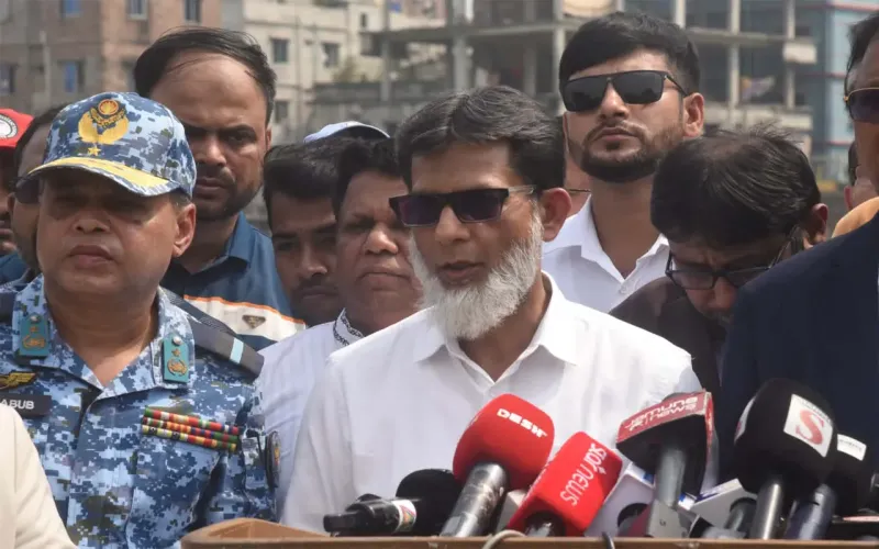 খাল দখলদারদের কোনো রাজনৈতিক পরিচয়ে দেখা হবে না : সড়ক প্রতিমন্ত্রী