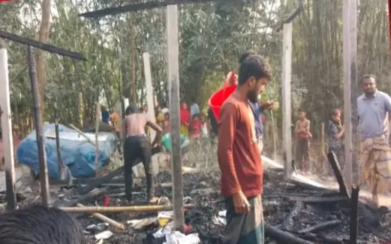 খানসামায় ভয়াবহ অগ্নিকাণ্ডে বসতঘর পুড়ে ছাই